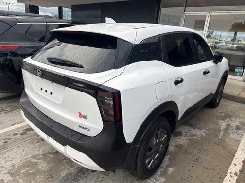 Fresh Powder 2025 Nissan Kicks S