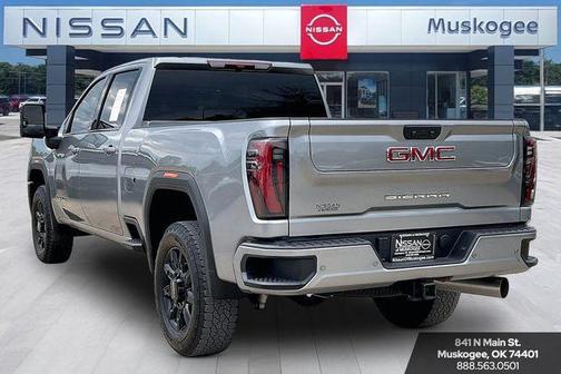 Sterling Metallic 2025 GMC Sierra 2500 AT4