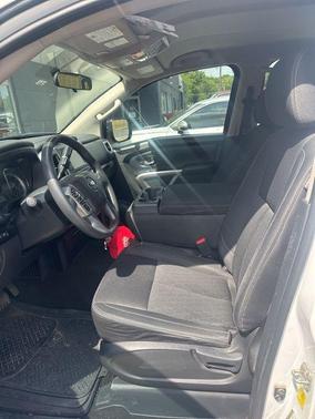 Glacier White 2019 Nissan Titan SV