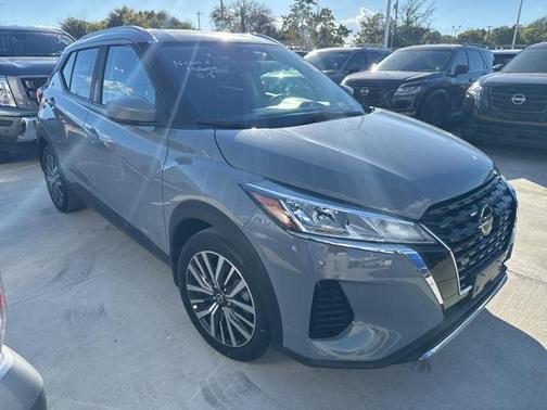 2021 Nissan Kicks SV