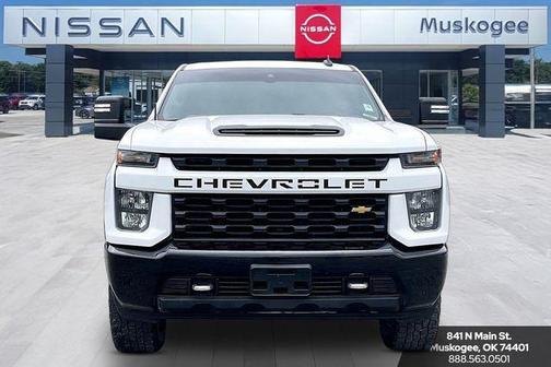 Summit White 2022 Chevrolet Silverado 2500 Custom