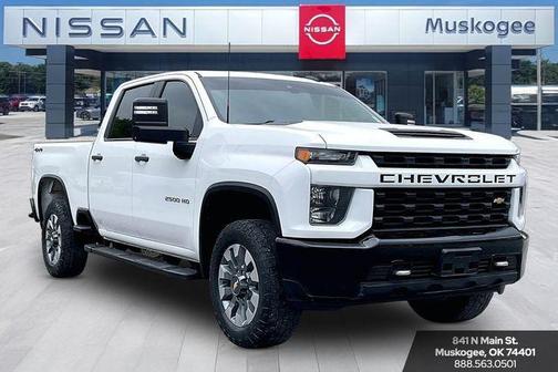 Summit White 2022 Chevrolet Silverado 2500 Custom