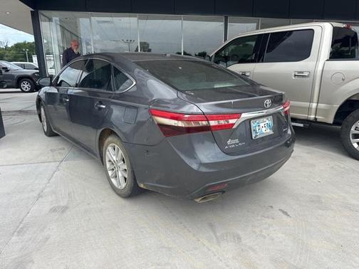 2014 Toyota Avalon XLE