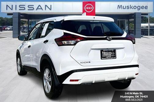 2024 Nissan Kicks S