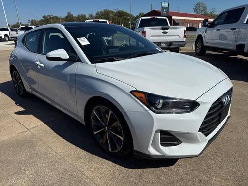 2020 Hyundai Veloster 2