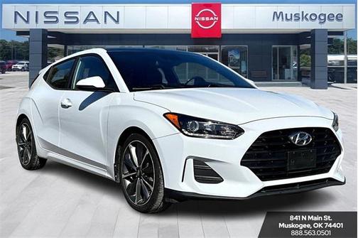 2020 Hyundai Veloster 2