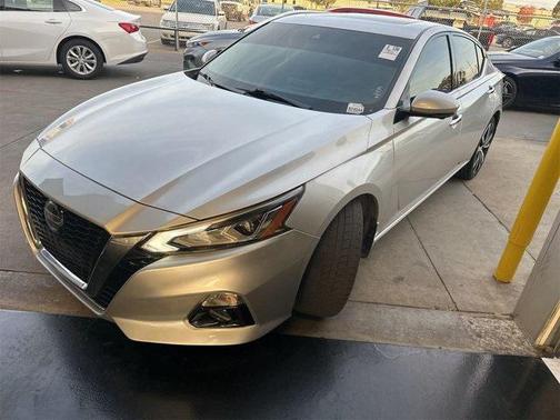 2020 Nissan Altima Platinum VC-Turbo FWD