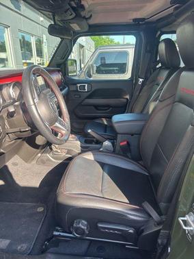 Sarge Green Clearcoat 2021 Jeep Gladiator Rubicon