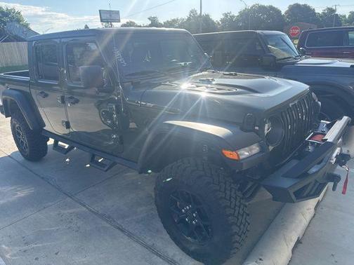 Sarge Green Clearcoat 2021 Jeep Gladiator Rubicon