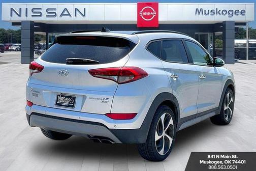 Molten Silver 2017 Hyundai TUCSON Limited