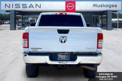Bright White Clearcoat 2024 RAM 2500 Big Horn Crew Cab 4x4 6'4' Box