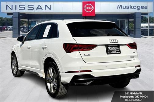 2019 Audi Q3 2.0T S line Premium Plus