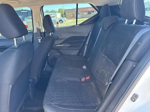 2022 Nissan Kicks S