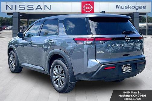 Gun Metallic 2025 Nissan Pathfinder S FWD