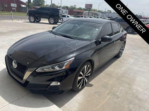 2020 Nissan Altima SR Intelligent AWD