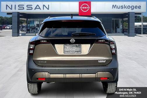 2026 Nissan Kicks SV
