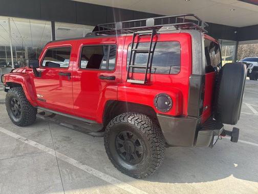 2007 Hummer H3 Base