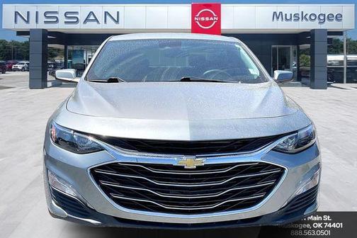Sterling Gray Metallic 2023 Chevrolet Malibu FWD 1LT