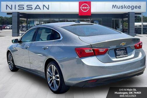 Sterling Gray Metallic 2023 Chevrolet Malibu FWD 1LT