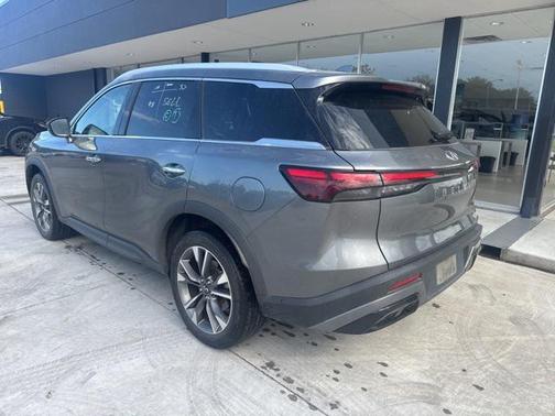2024 INFINITI QX60 Luxe