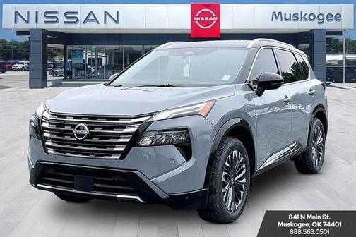 Boulder Gray/Super Black 2026 Nissan Rogue Platinum