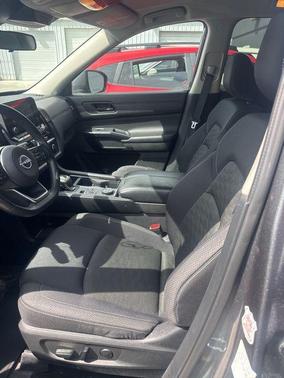 2024 Nissan Pathfinder SV 4WD