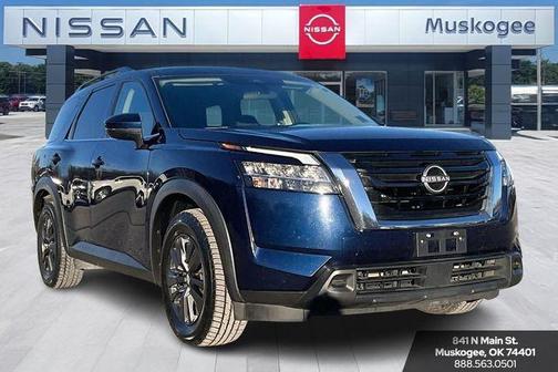 2022 Nissan Pathfinder SV 2WD