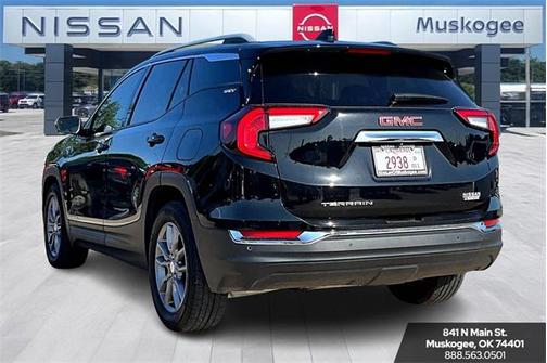 2023 GMC Terrain SLT