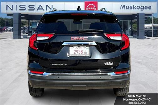 2023 GMC Terrain SLT