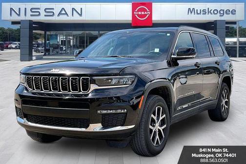 Diamond Black Crystal Pearlcoat 2024 Jeep Grand Cherokee L Limited