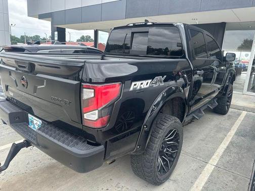 Super Black 2022 Nissan Titan PRO-4X