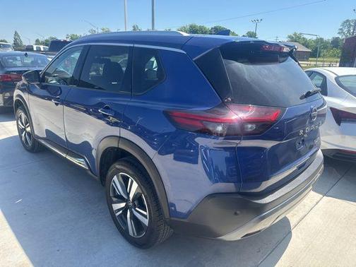 Caspian Blue Metallic 2023 Nissan Rogue SL