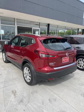 2021 Nissan Rogue Sport SV