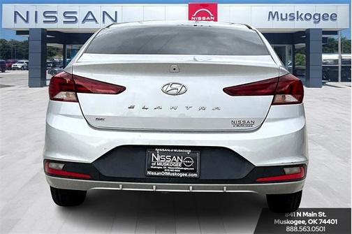 2019 Hyundai ELANTRA SE