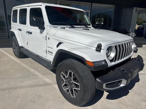 2024 Jeep Wrangler 4-Door Sahara 4x4