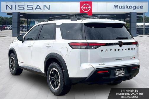 Everest White Pearl Tricoat 2026 Nissan Pathfinder Rock Creek