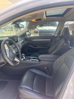 2023 Nissan Altima SR FWD