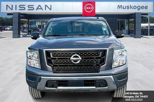 2021 Nissan Titan SV