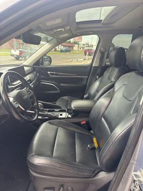 Everlasting Silver 2022 Kia Telluride S