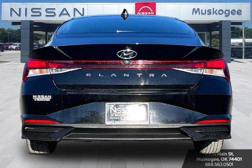 Phantom Black 2023 Hyundai ELANTRA SEL