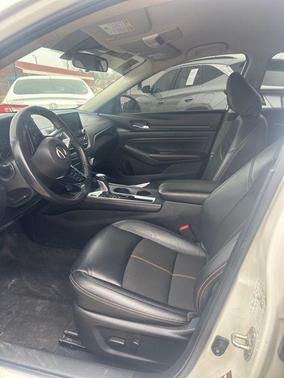 2021 Nissan Altima SR FWD