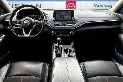 2021 Nissan Altima SR FWD