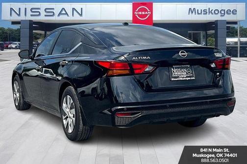 2025 Nissan Altima S FWD