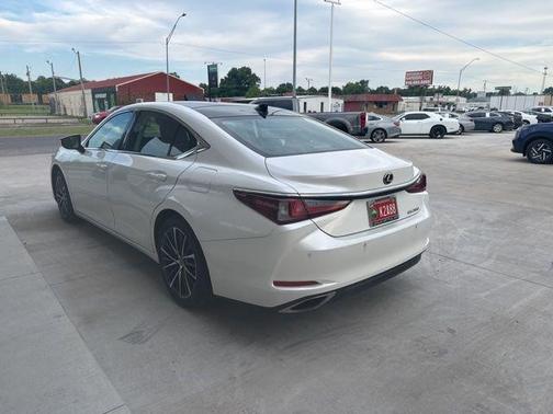 White Pearl 2022 Lexus ES 350 Base