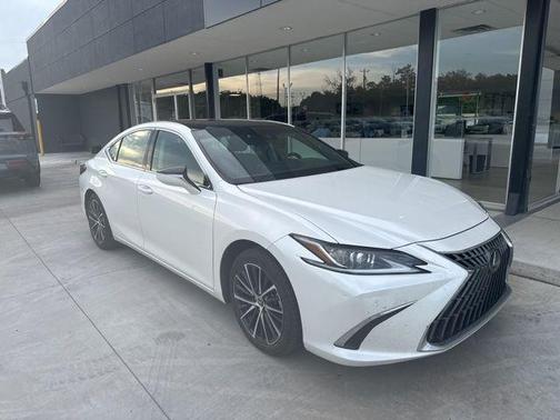 White Pearl 2022 Lexus ES 350 Base