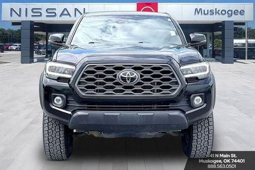 Midnight Black Metallic 2022 Toyota Tacoma SR5