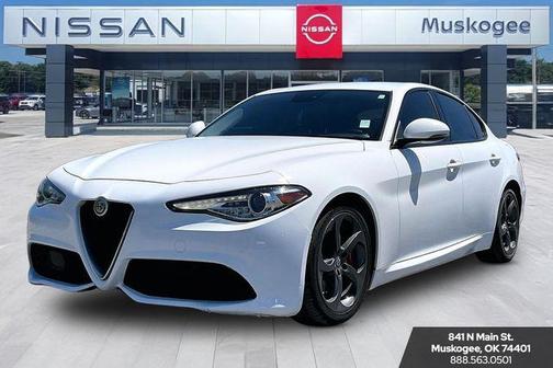 Alfa White 2019 Alfa Romeo Giulia Sport