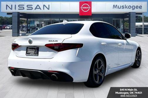 Alfa White 2019 Alfa Romeo Giulia Sport