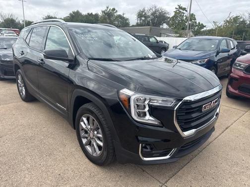 2024 GMC Terrain SLT