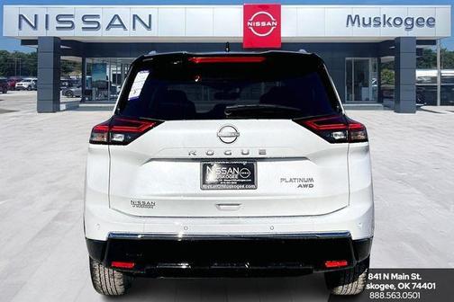 2026 Nissan Rogue Platinum